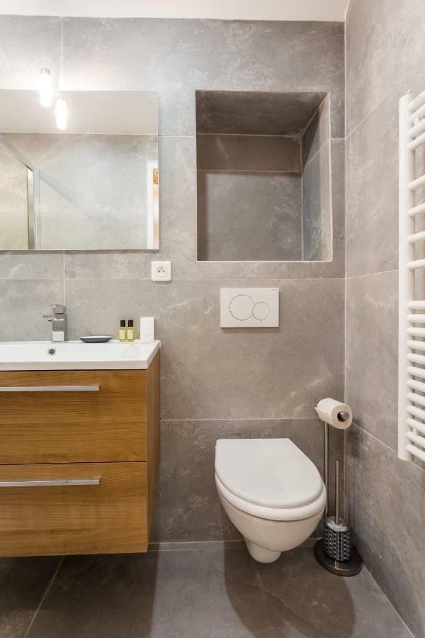 Cmg Rivoli/ Notre-dame Ii Appartement *